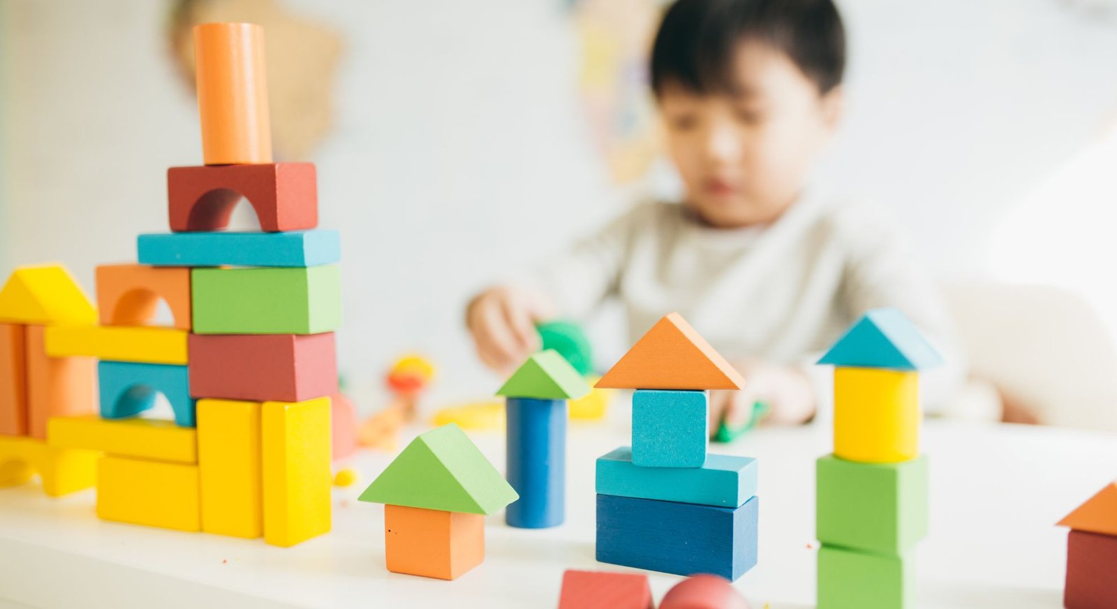 ENXERGANDO O OUTRO: UM OLHAR ALÉM.