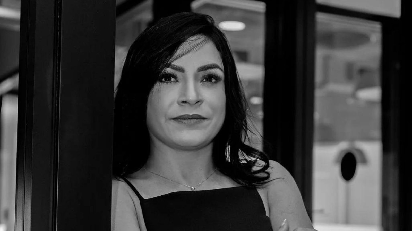 HISTÓRIAS QUE TRANSFORMAM COM ELAINE QUEIROZ